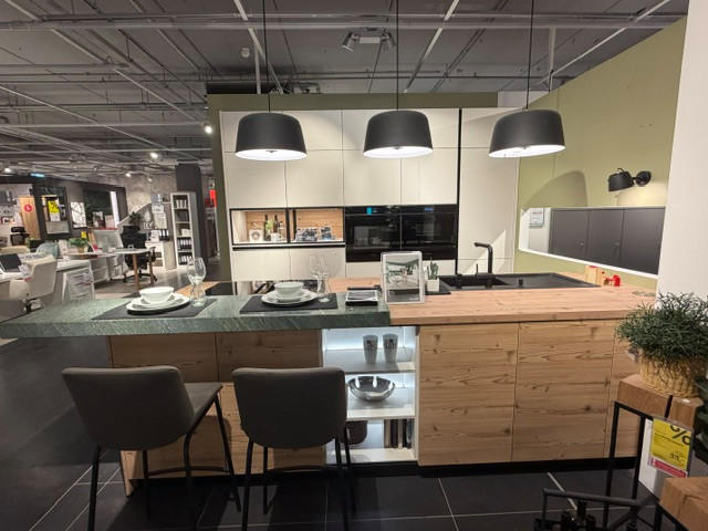 EINBAUKÜCHE EMMA - Novel