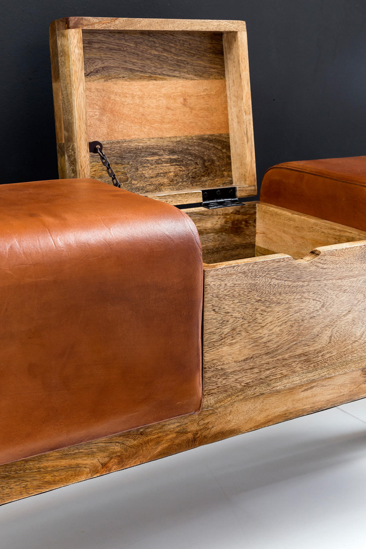 SITZBANK – Echtleder/Holz, 120 cm, Retro-Stil, mit Stauraum - Braun, Leder/Holz (120/53/29cm) - KADIMA DESIGN