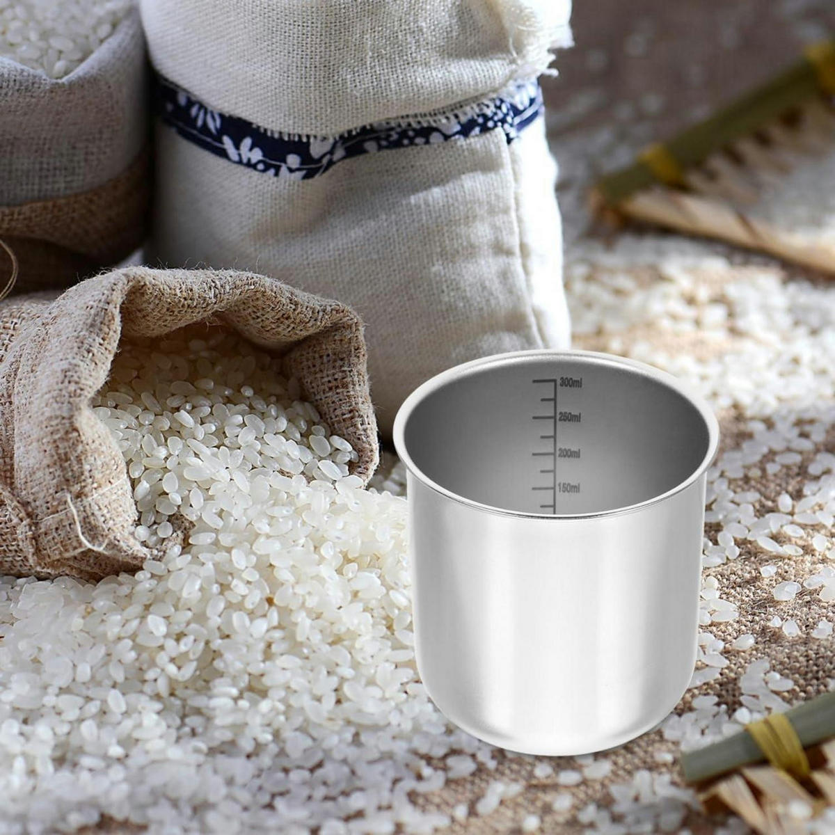 MESSBECHER Edelstahl mit Skala - Silberfarben, Metall (0.3L)