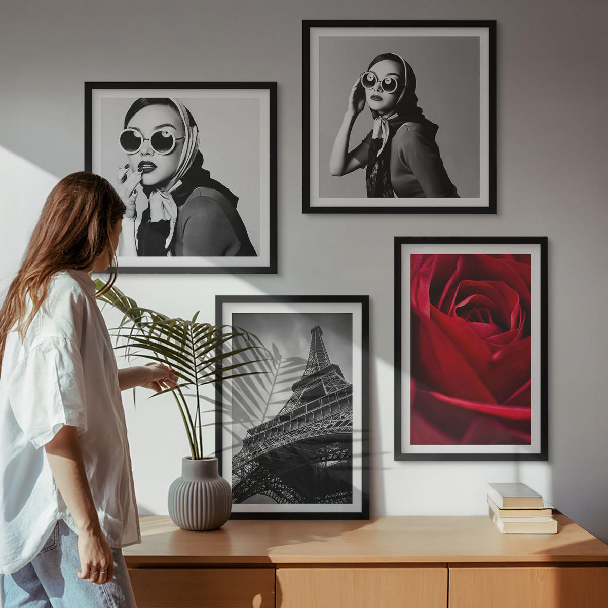 BILDER SET 4er Set - 50x50 cm & 40x60 cm Schwarzer Rahmen - Pariserin mit Eiffelturmbrille - Schwarz, Kunststoff (50/50cm) - TULUP