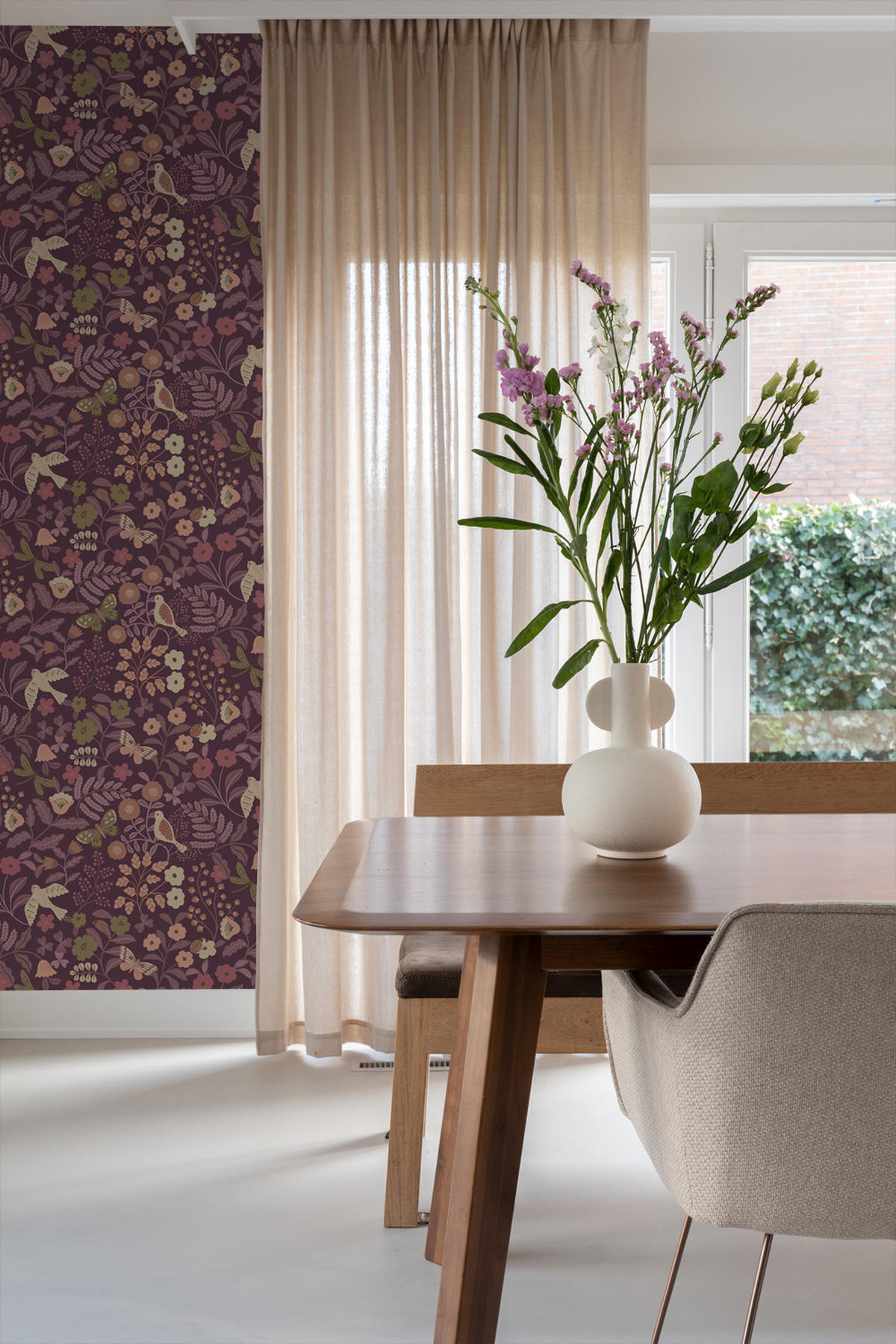 TAPETE Blumen und Vögel 50 x 900 cm - Lila, Papier (50/0.1cm) - ESTAhome