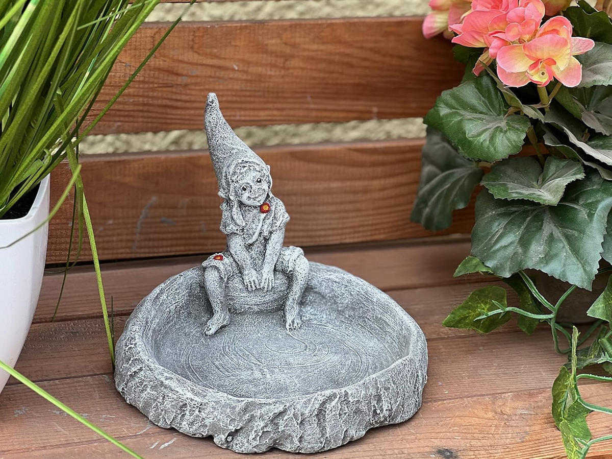 STEINFIGUR kleine Elfe auf Insektenbad frostfest Steinguss - Grau, Stein (16/13/18cm) - stoneandstyle