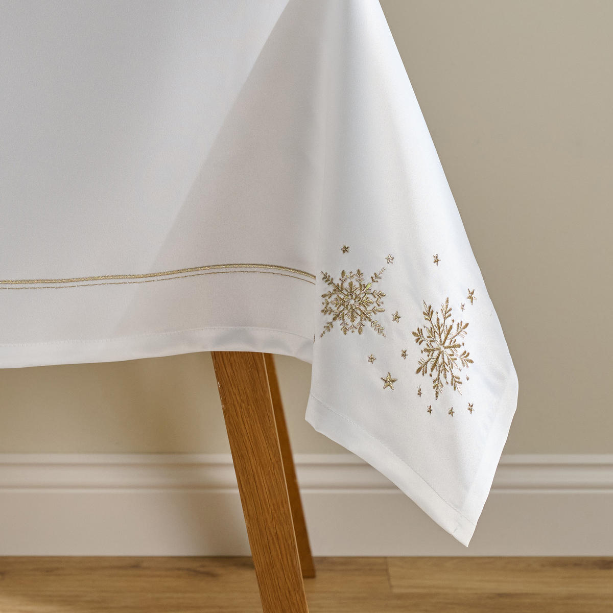 TISCHDECKE Flokos 150x220cm, Weiß, Dekorative Tischdeko Weihnacheten, Weihnachtsdeko, Christmas - Weiß, Textil (220/150/1cm) - home&you