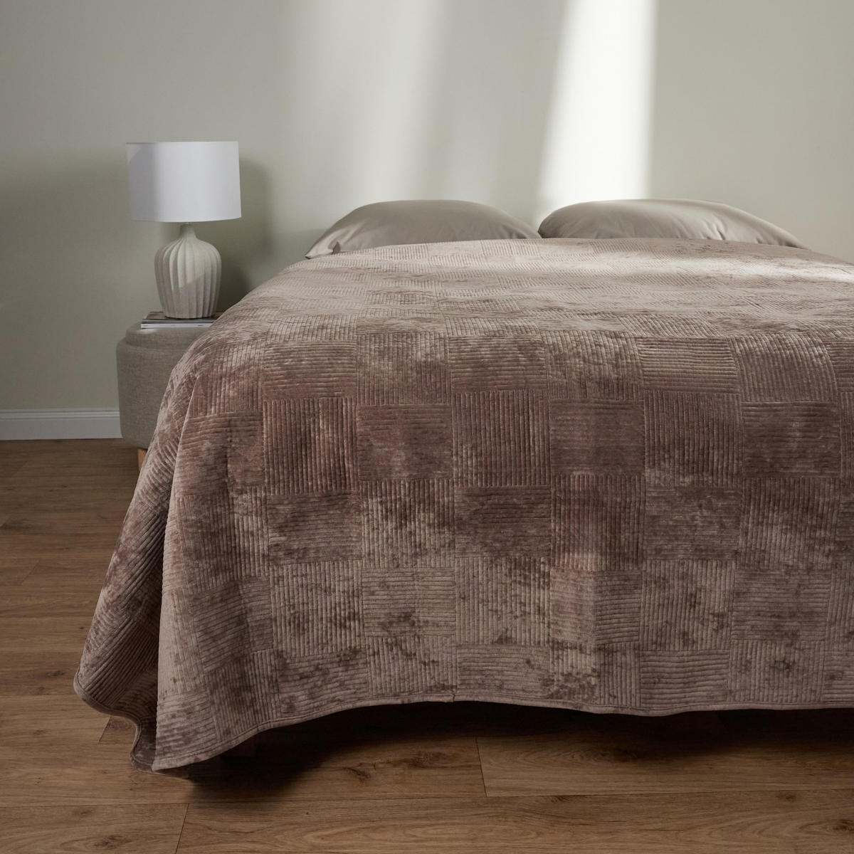 TAGESDECKE Quadron - Beige, Textil (200/220cm) - home&you