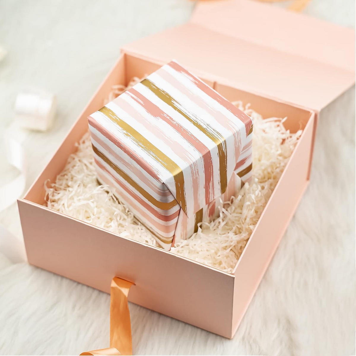 GESCHENKPAPIERROLLE Rosa/Goldene Linien 43,2 cm x 10 m - Multicolor, Papier (43.2/43.2/43.2cm)