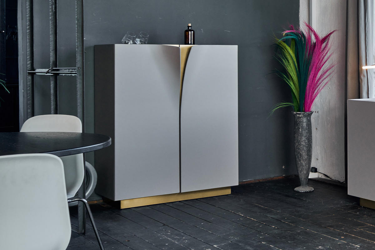 HIGHBOARD EMMA Grau Holz - Messingfarben/Braun, Holzwerkstoff/Metall (100/120/42cm) - KAWOLA