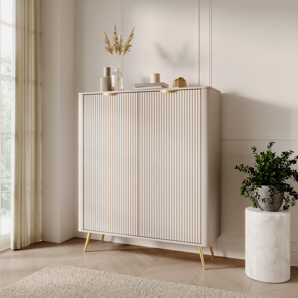 HIGHBOARD Flore Beige / Gold - 113 cm - mit geriffelten Fronten und 2 Türen - Beige/Gelb, Holz/Holzwerkstoff (113/134/38cm) - Ravio
