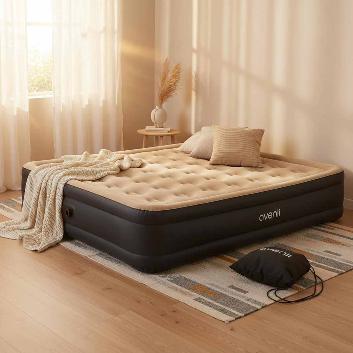 LUFTBETT Luftmatratze selbstaufblasend 203 x 157 x 47 cm mit integrierter Pumpe - Beige/Schwarz, Kunststoff (157/203cm) - Avenli