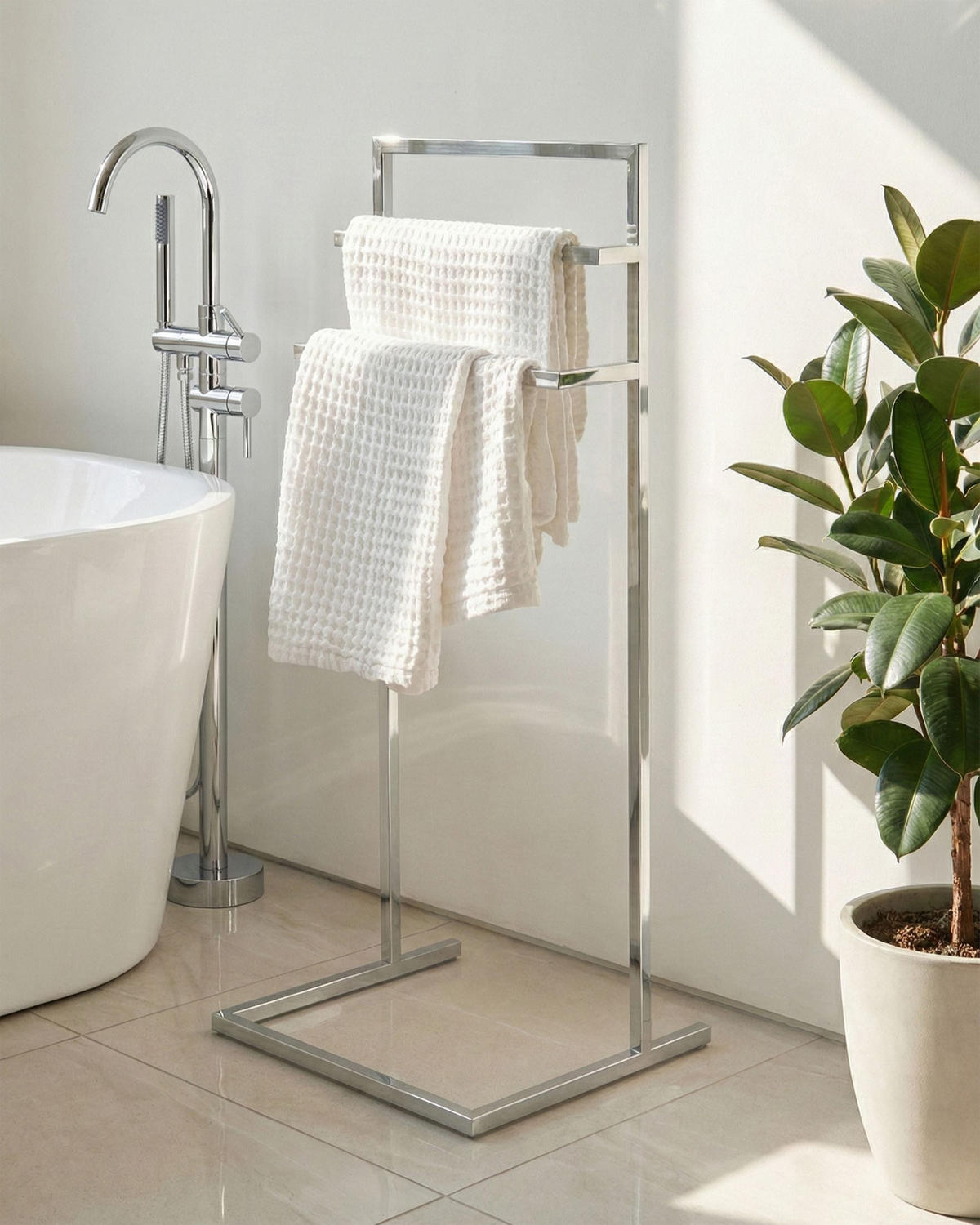 HANDTUCHSTÄNDER Metall Silber Melincue - Silberfarben, Metall (40/87/35cm) - Beliani
