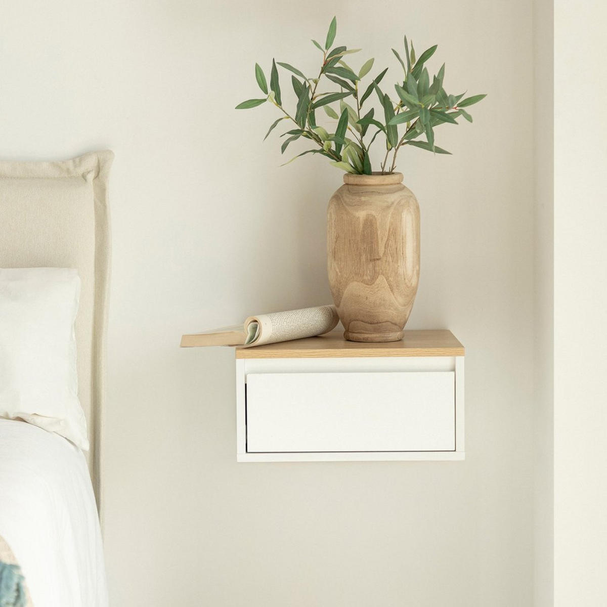 SCHWEBENDER NACHTTISCH Mune Weiß 40 cm x 20 cm - Weiß, Holzwerkstoff (40/20/30cm) - Klast Home