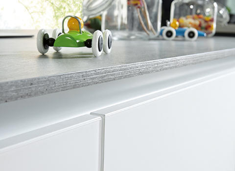 Novel Küchen Glaspure Arbeitsfläche Grau Weiß Spielzeug