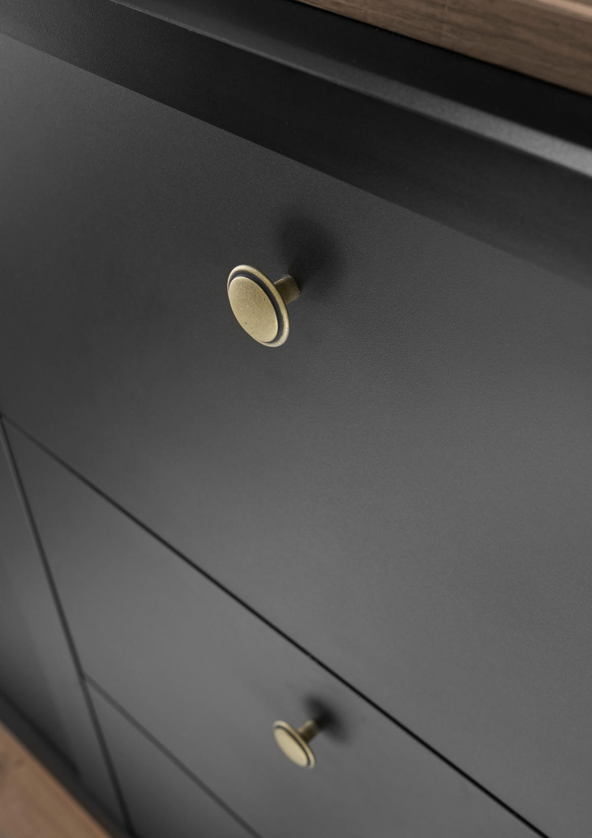 HIGHBOARD schwarz matt, Eiche 129 cm, Kommode Landhaus mit Soft-Close - Eichefarben/Messingfarben, Glas/Holzwerkstoff (129/117/42cm) - Furn.Design