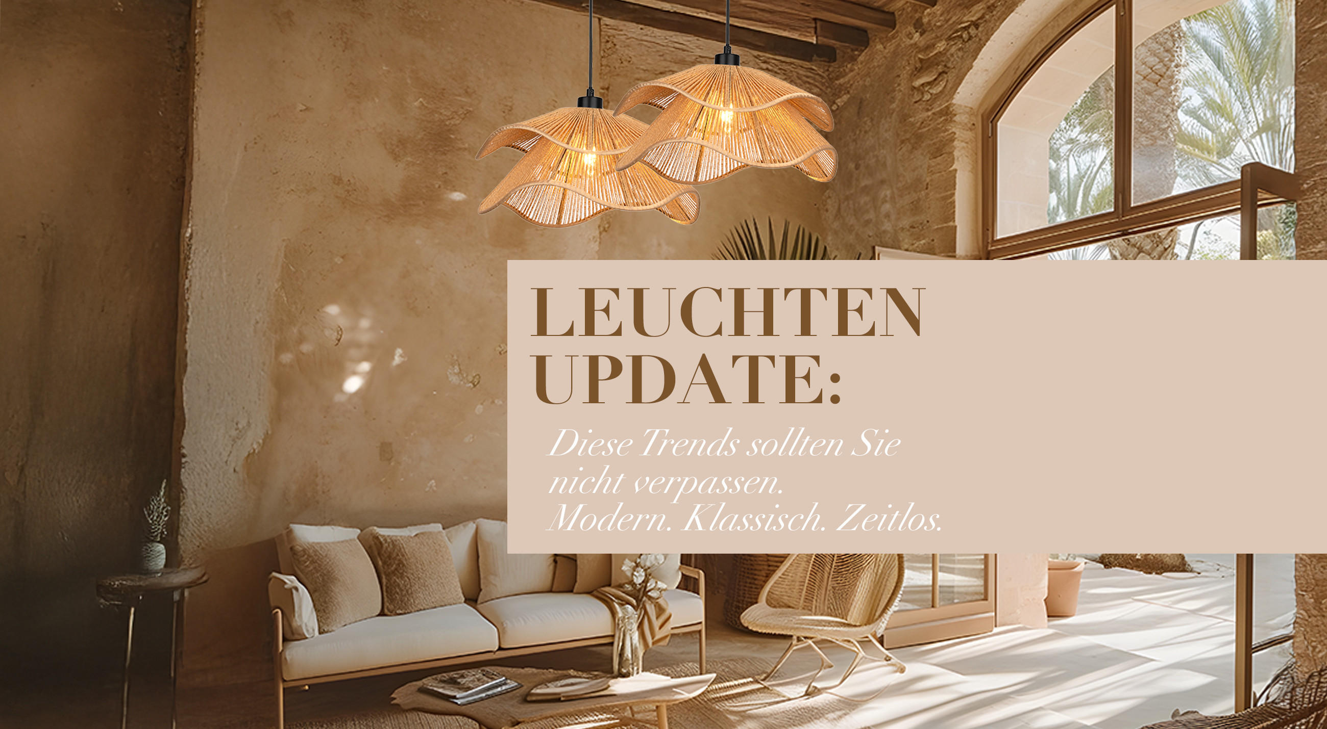 Wohnzimmer einer Finka im sommerlichen Look. Leuchten Update: Diese Trends sollten Sie nicht verpassen. Modern. Klassisch. Zeitlos.