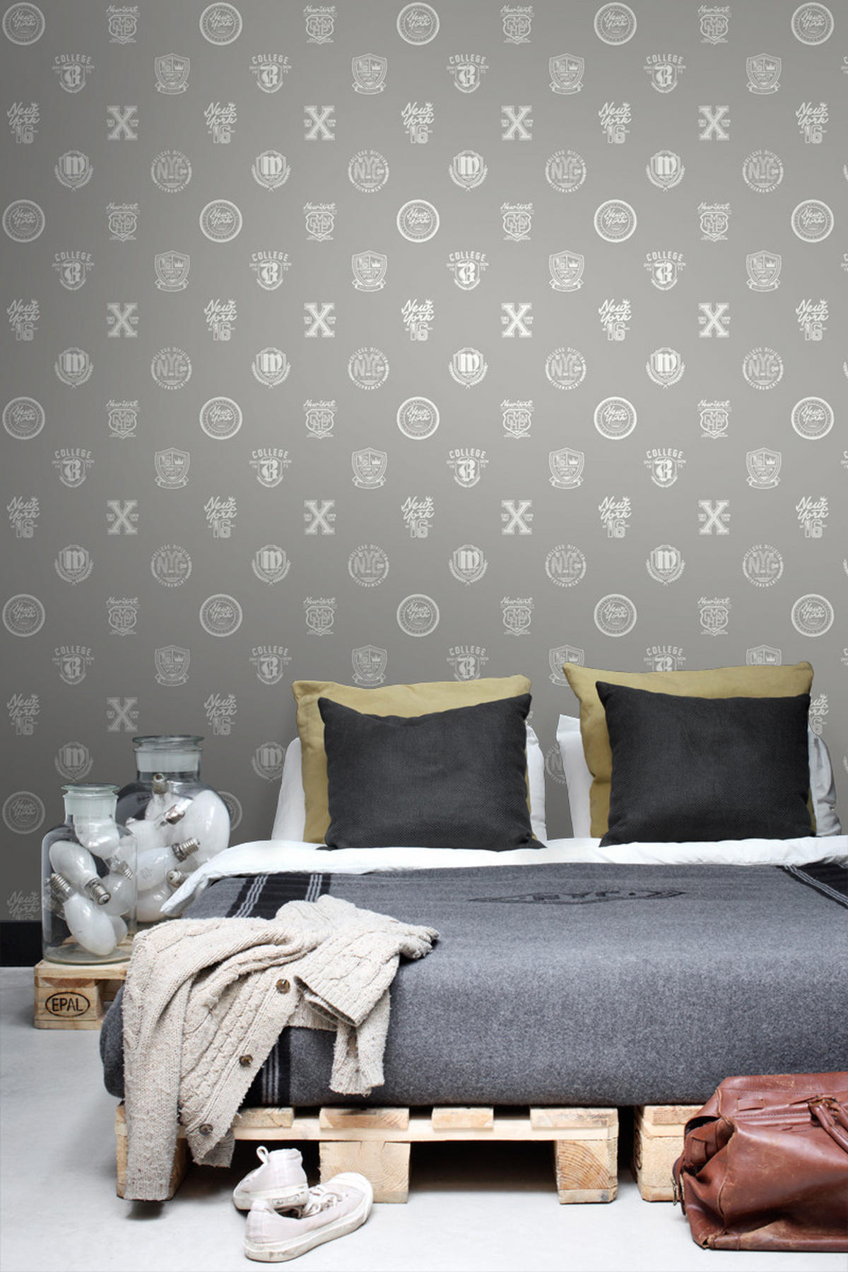 TAPETE Schulembleme 53 cm x 10.05 m - Grau, Papier (53/1000cm) - ESTAhome