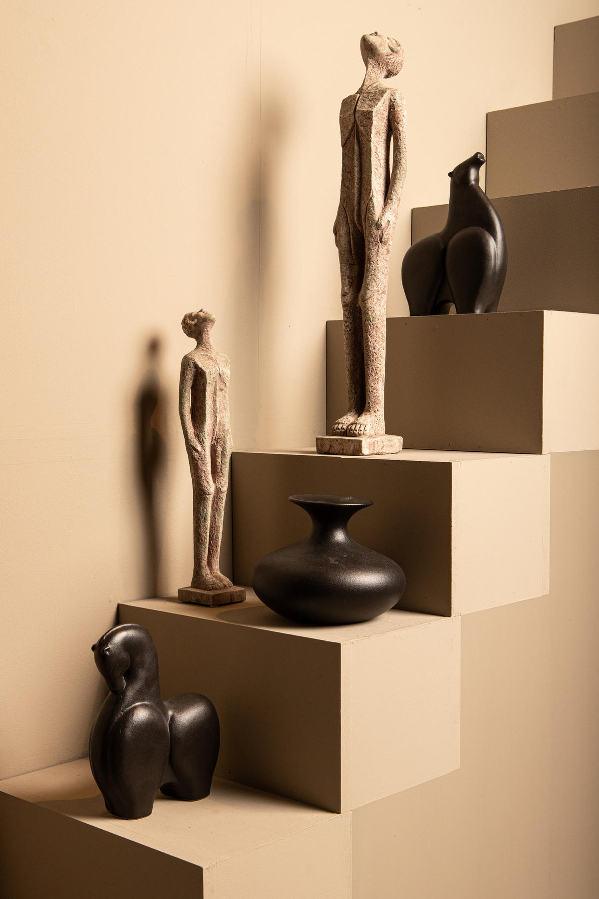 SKULPTUR Keiton Grau 8/8/40cm - Grau, Stein (8/40/8cm) - PTMD Collection