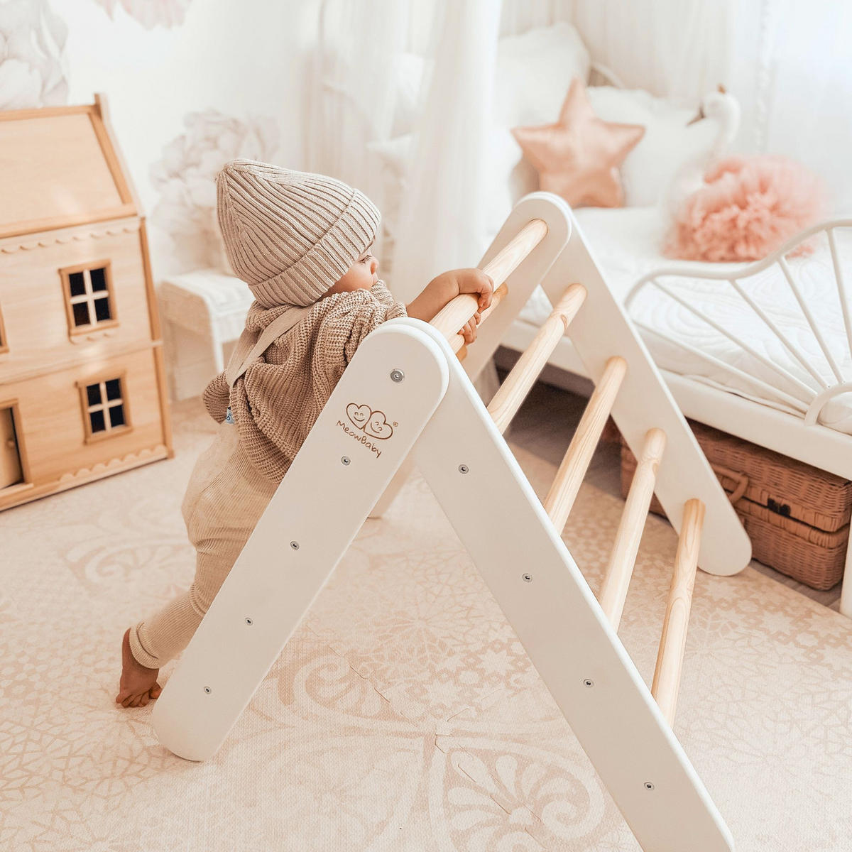 KLETTERDREIECK Haus für Kinder mit Grau-Blauem Dach, Zarter Stoff, Montessori, Weiß - Rosa/Weiß, Holz (59.5/59/60cm) - MeowBaby