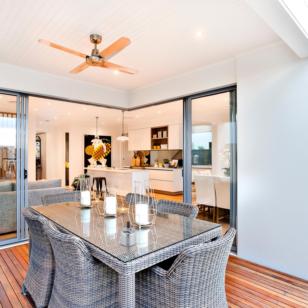 ASCHENBECHER - Silberfarben, Kunststoff/Metall (7.5cm) - Relaxdays