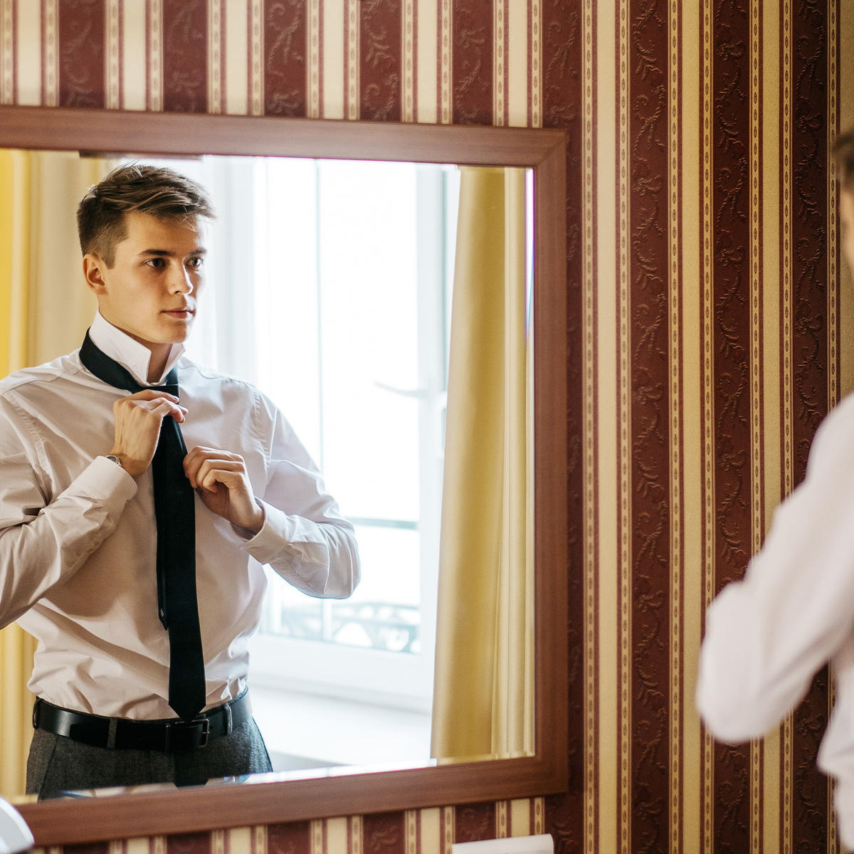 GÜRTELHALTER - Hellbraun, Holz/Metall (43/17.3/5.2cm) - Relaxdays