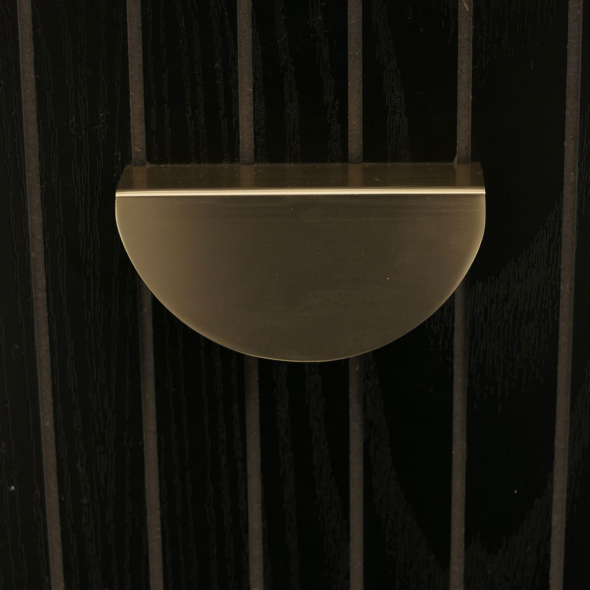 KOMODA Černá - černá, dřevo (120/80/44cm) - MCW