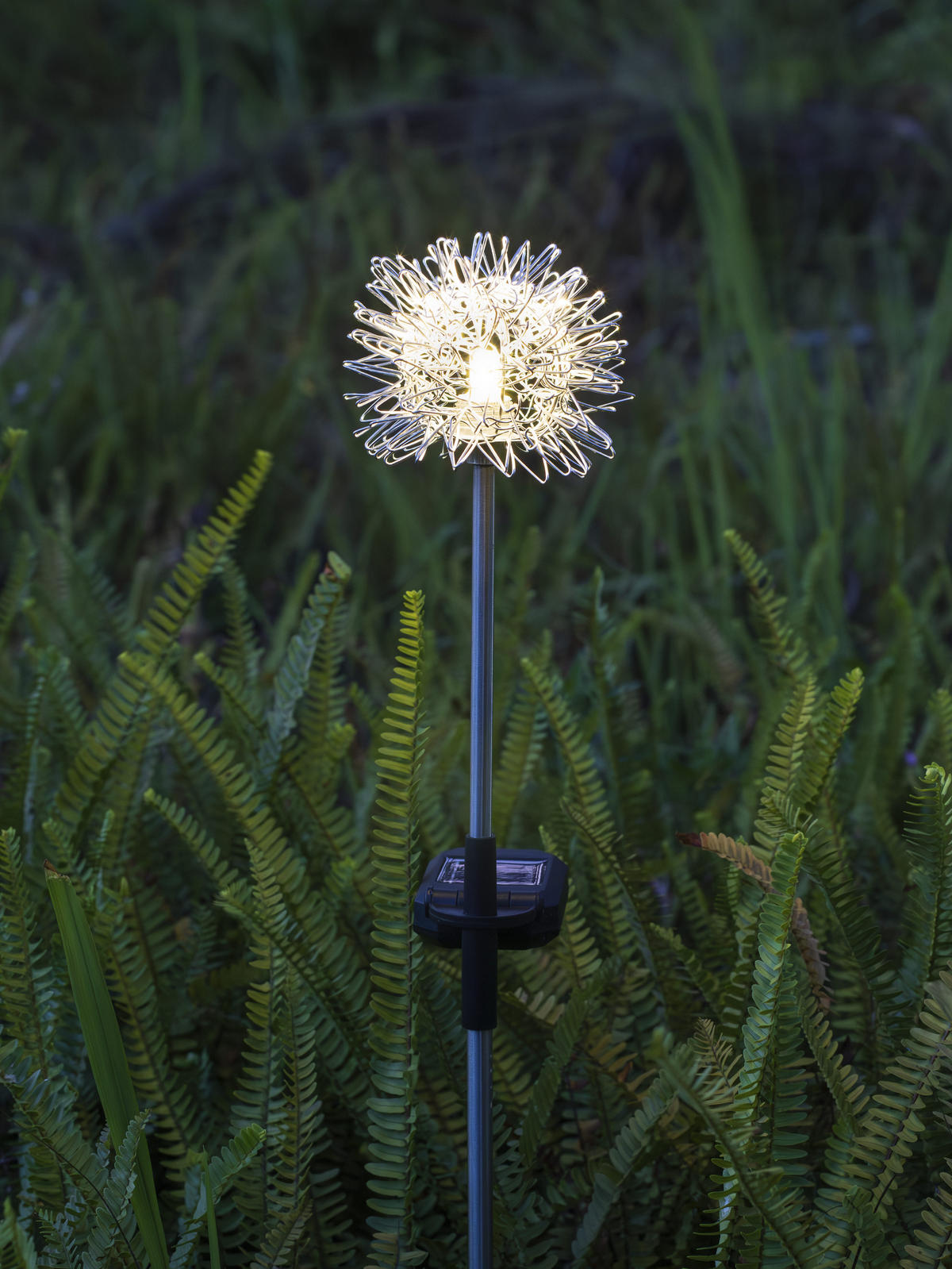 LED-SOLAR-GARTENSTÄBE - automatische Beleuchtung für stimmungsvolles Licht im Außenbereich, wetterbeständig - Weiß, Kunststoff (10/10/80cm) - Northpoint