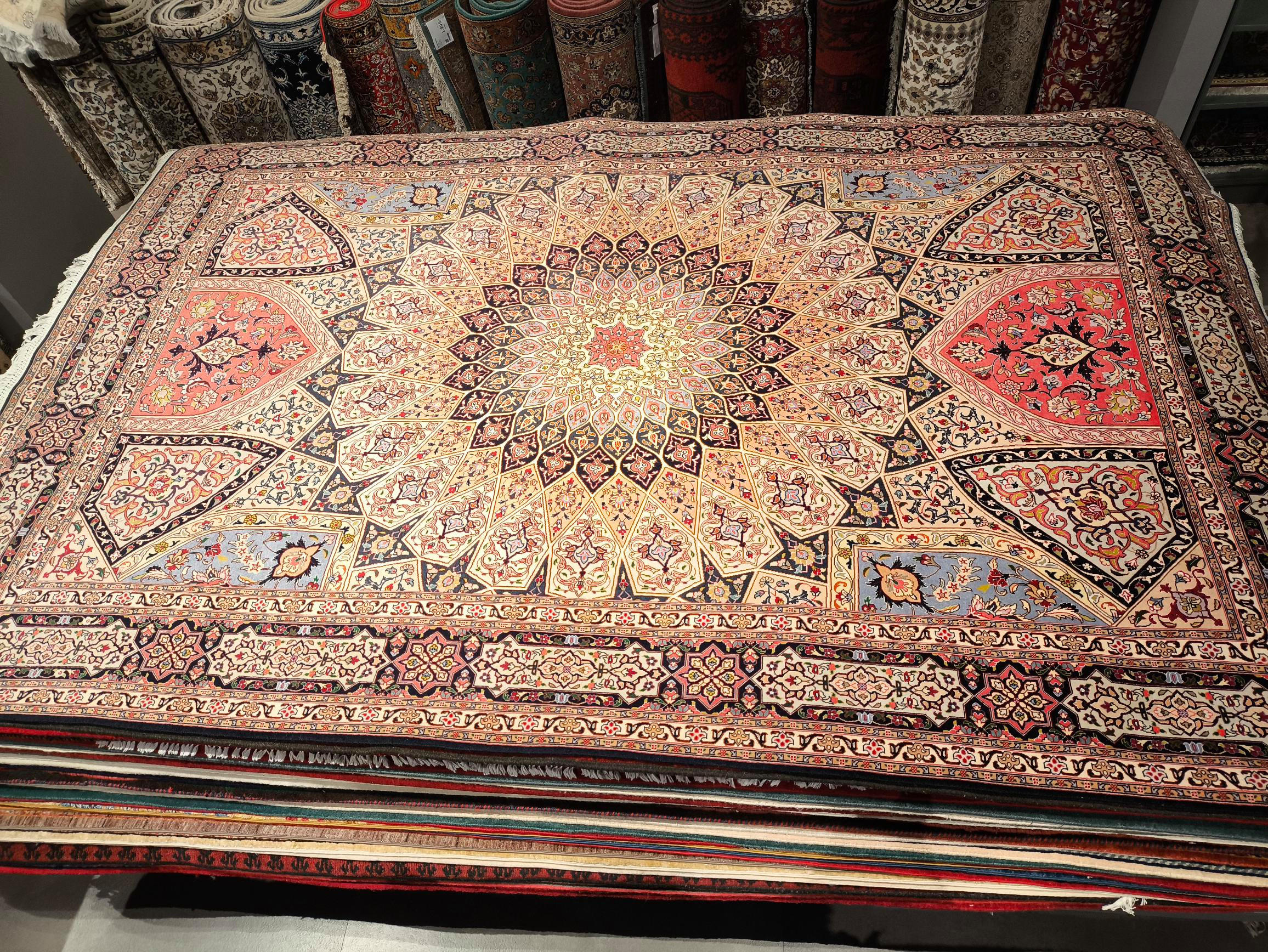 Orientteppich TÄBRIZ GOMBAD - Cazaris