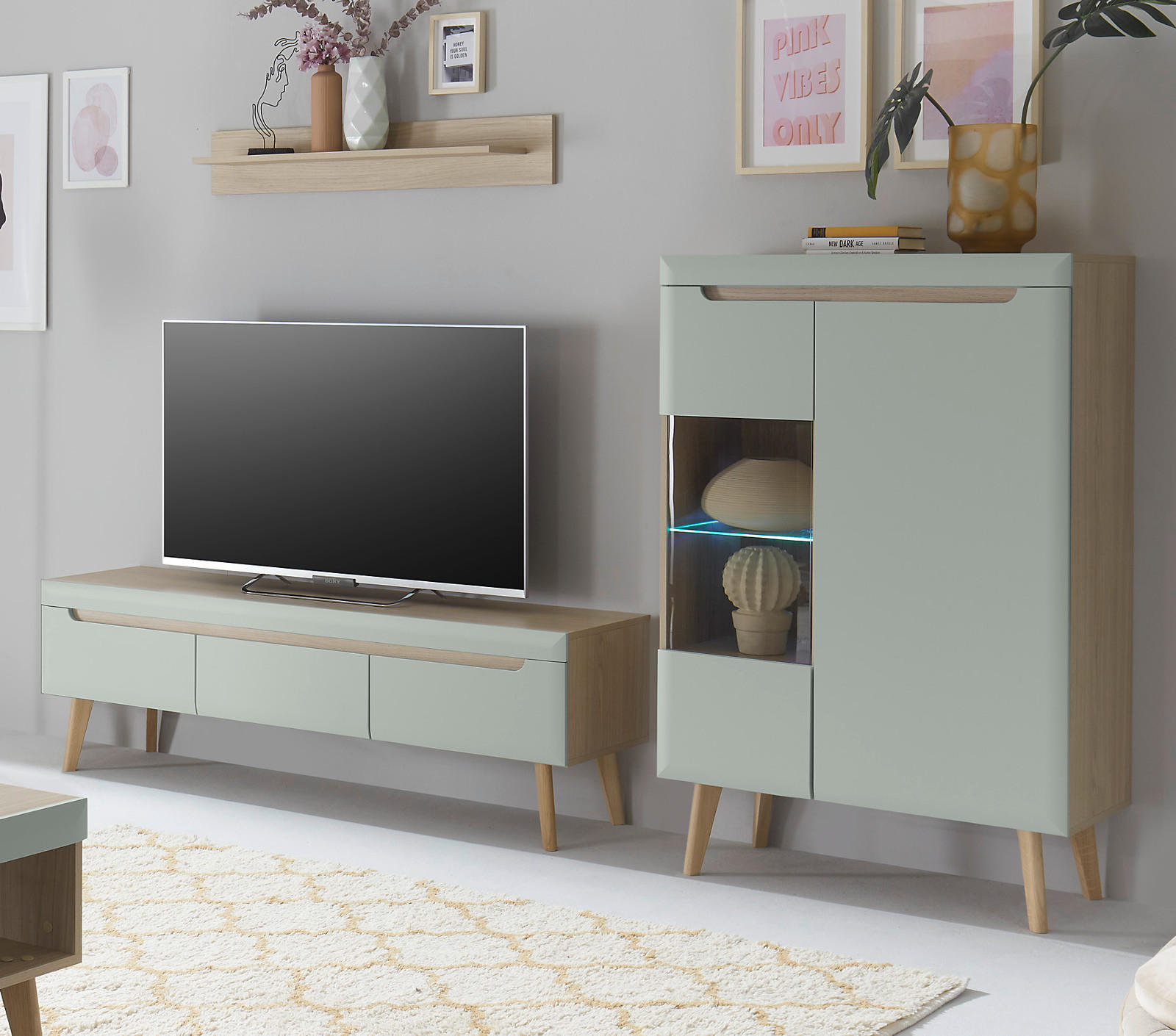 WOHNWAND 3-teilig pistazie grün, Eiche, skandinavisch 270 cm, Schrankwand mit Soft-Close-Funktion - Eichefarben/Pastellgrün, Glas/Eichenholz (270/170/40cm) - Furn.Design