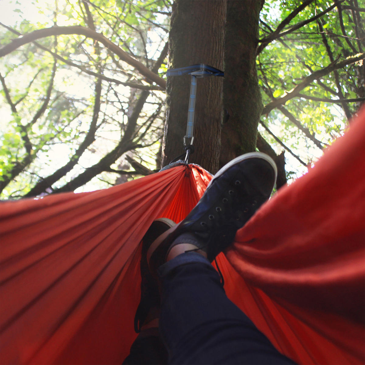 HOUPACÍ síť - černá, kov/textil (6cm) - Relaxdays