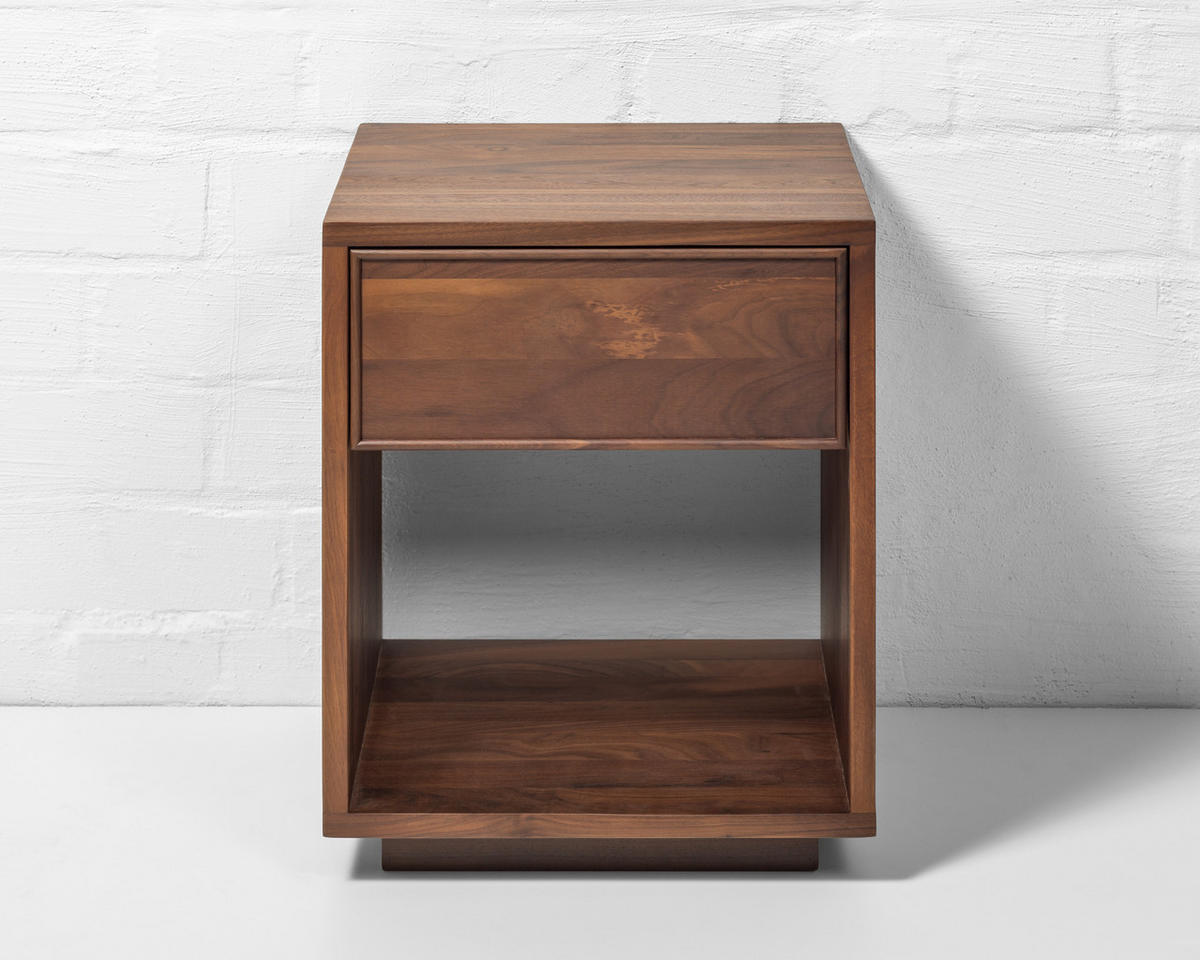 NACHTTISCH Emma 2, Natur massives Walnussholz - Braun, Holz (40/50/38cm) - WOODEK