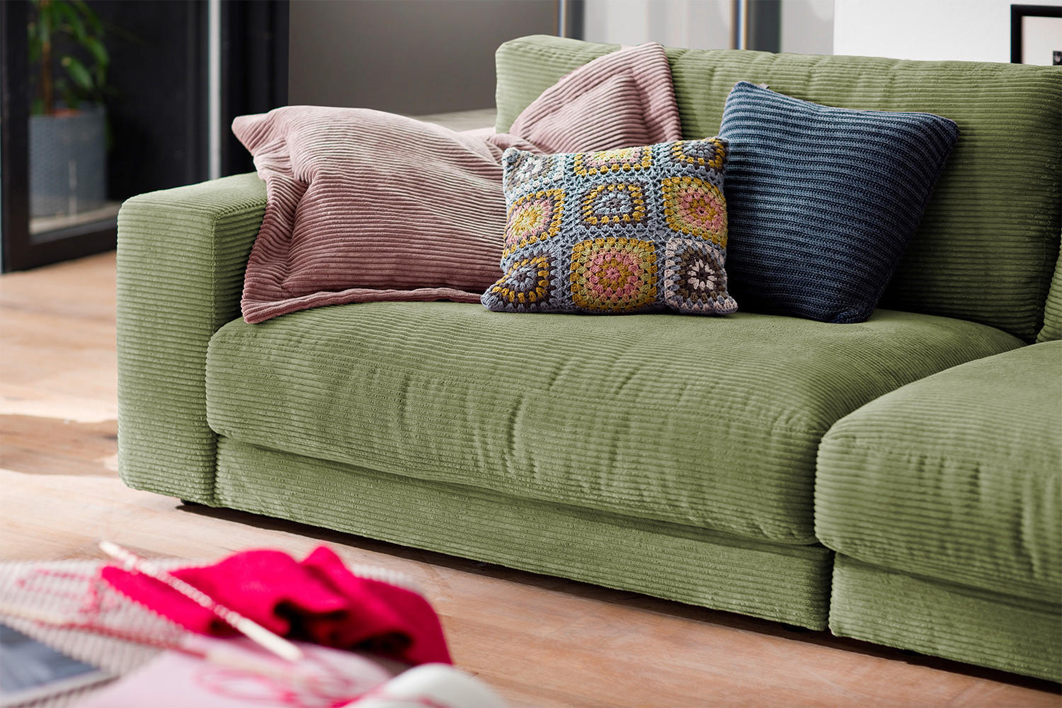 SOFA 3-SITZER MADELINE Grün Cord - Schwarz/Grün, Textil (290/85/127cm) - KAWOLA