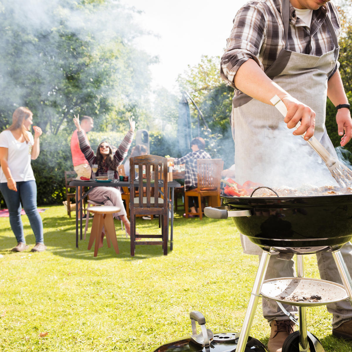 GARTENTISCH - Grau, Kunststoff/Metall (60/118/74cm) - Relaxdays