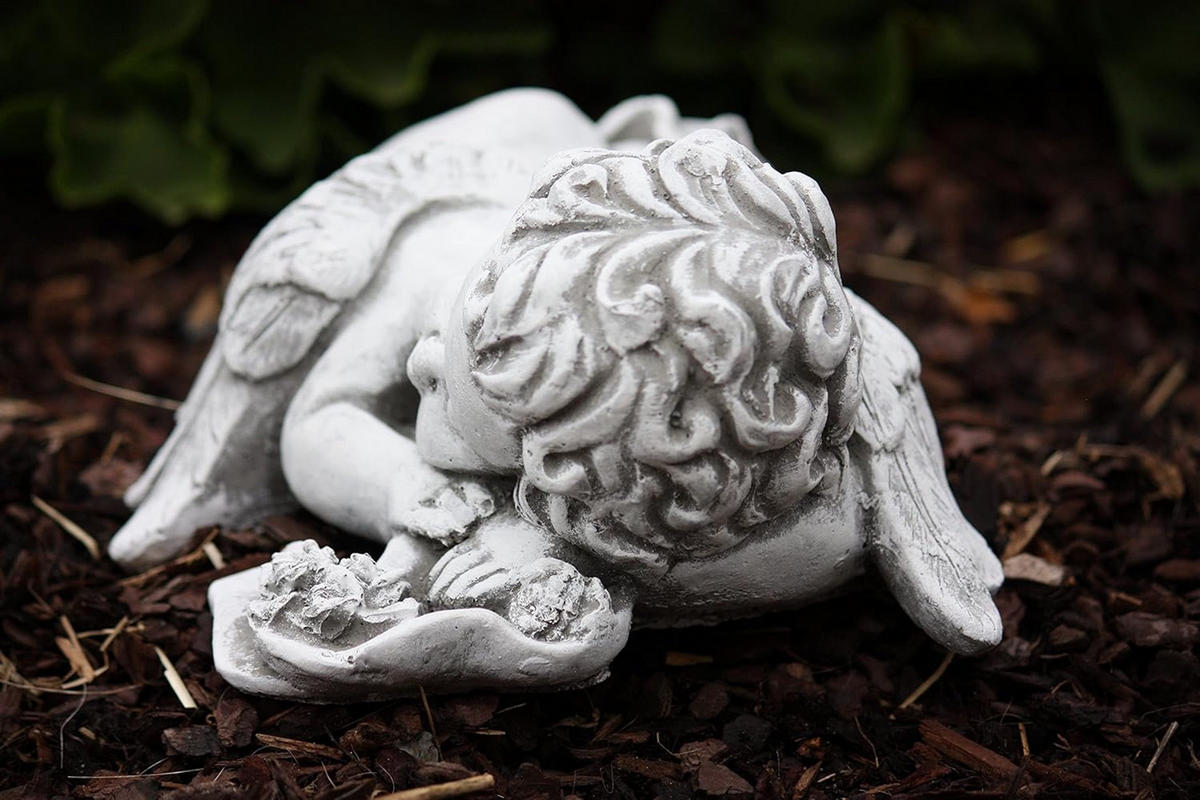 STEINFIGUR Engel liegend mit Flügel, Frostfest - Grau, Stein (33/11/17cm) - stoneandstyle