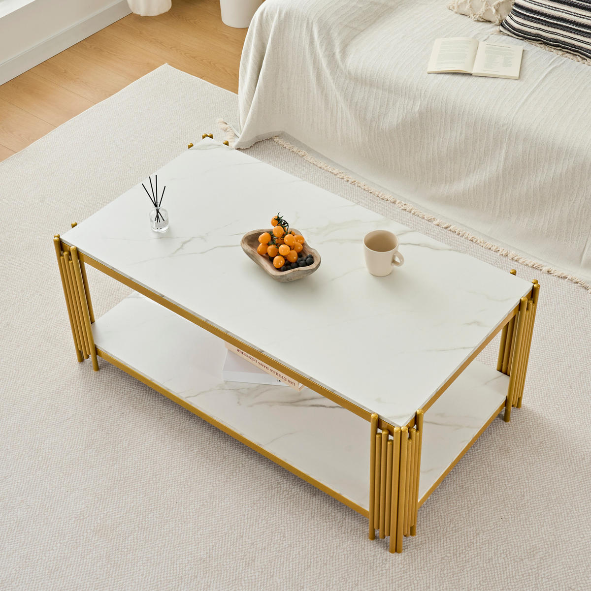 COUCHTISCH aus MDF 114x63x46 cm und Metall Weiß-Gold mit 2 Ablagen - Weiß, Holzwerkstoff (114/63.5/46.3cm) - IVMEU