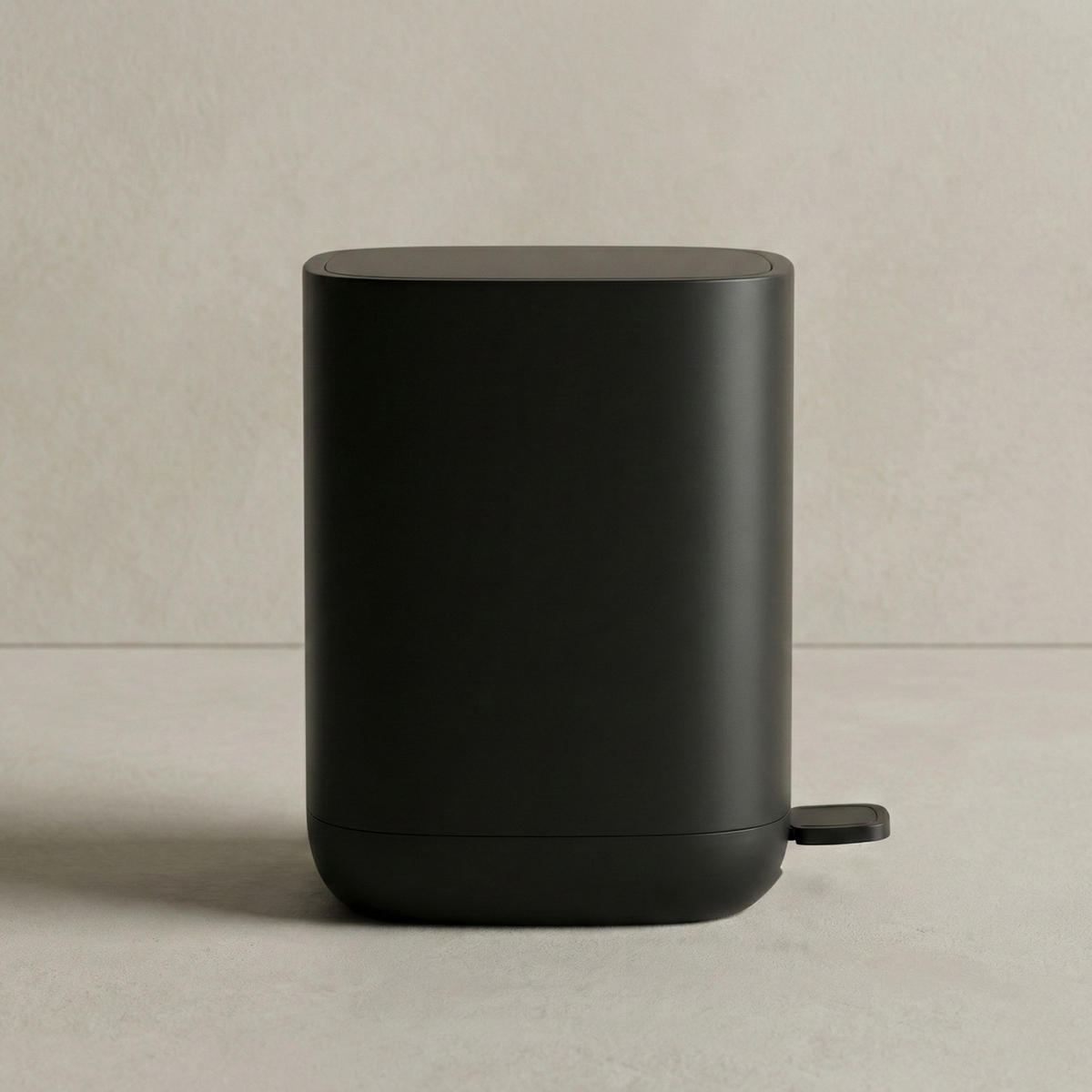 BADEZIMMERABFALLEIMER mit Fußpedal Invi 7 l 27/21/27 cm - Schwarz, Kunststoff (21/27/27cm) - NUXIO