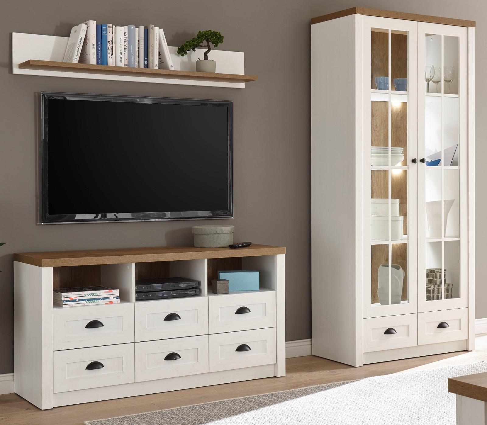 WOHNWAND weiß Pinie, Eiche hell 3-teilig 240 cm, Wohnkombination Landhausstil - Eichefarben/Schwarz, Holzwerkstoff/Kunststoff (240/198/43cm) - Furn.Design
