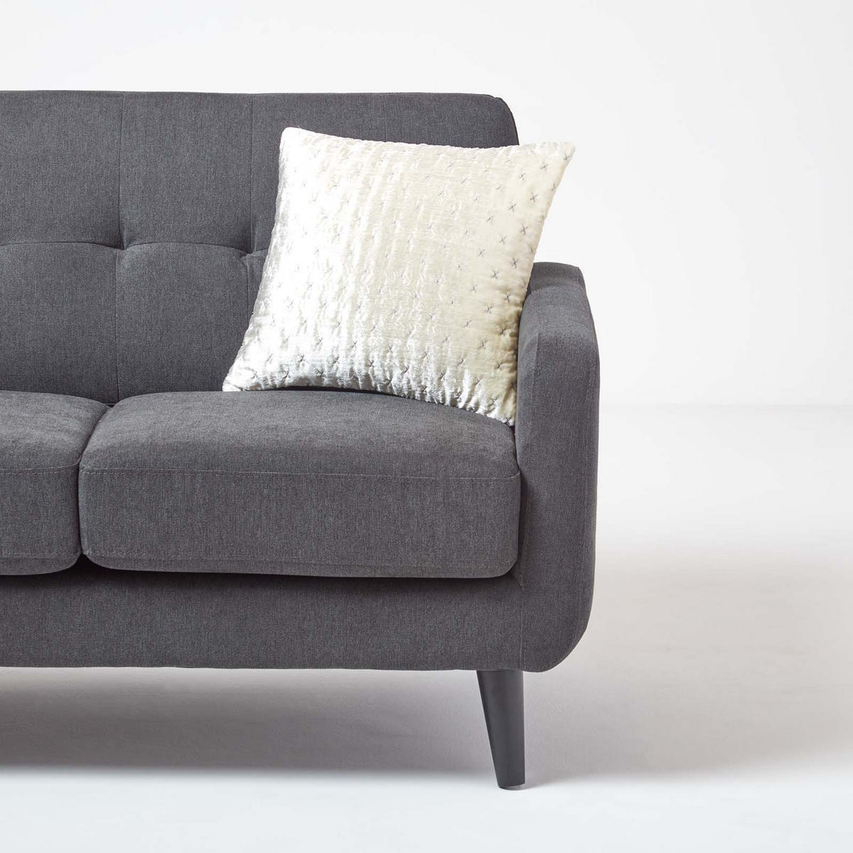 KISSENHÜLLE Pannesamt bestickt 40/40 cm - Creme, Textil (40/40cm) - Homescapes