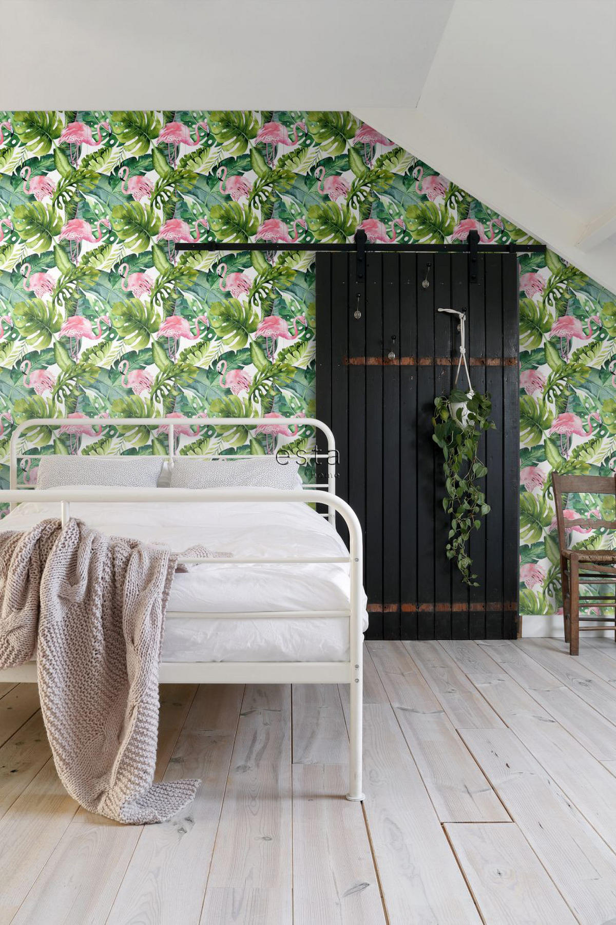 XXL-VLIESTAPETE tropische Blätter mit Flamingos 50 x 900 cm - Grün, Papier (50/0.1cm) - ESTAhome