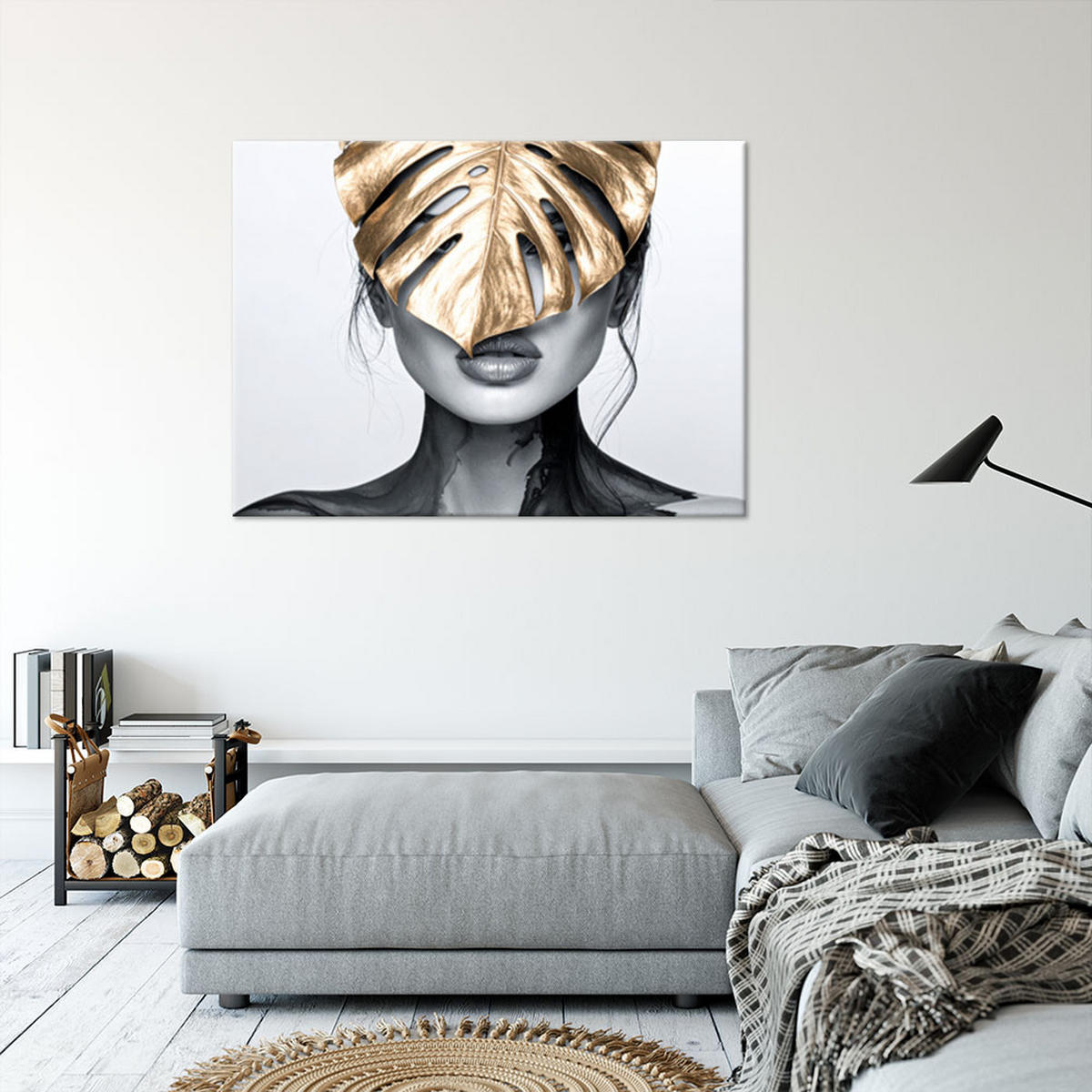 LEINWANDBILD Porträt einer Frau und ein goldenes Monstera-Blatt 120x80cm - Grau, Textil (120/80cm) - Feeby