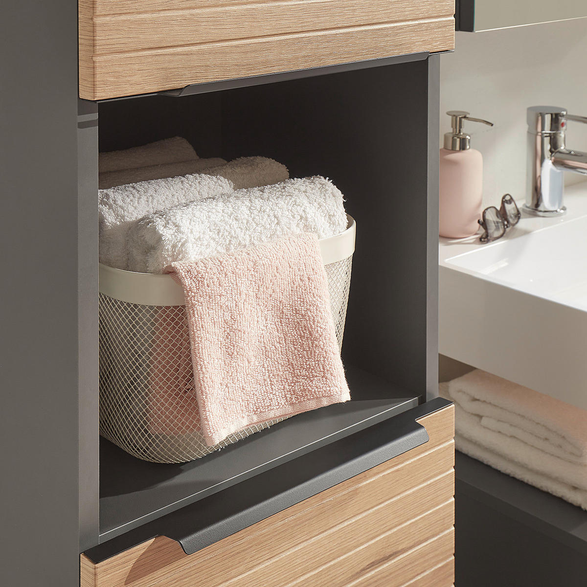 HOCHSCHRANK - Eichefarben/Schwarz, Holzwerkstoff/Kunststoff (40/195/30cm) - home24