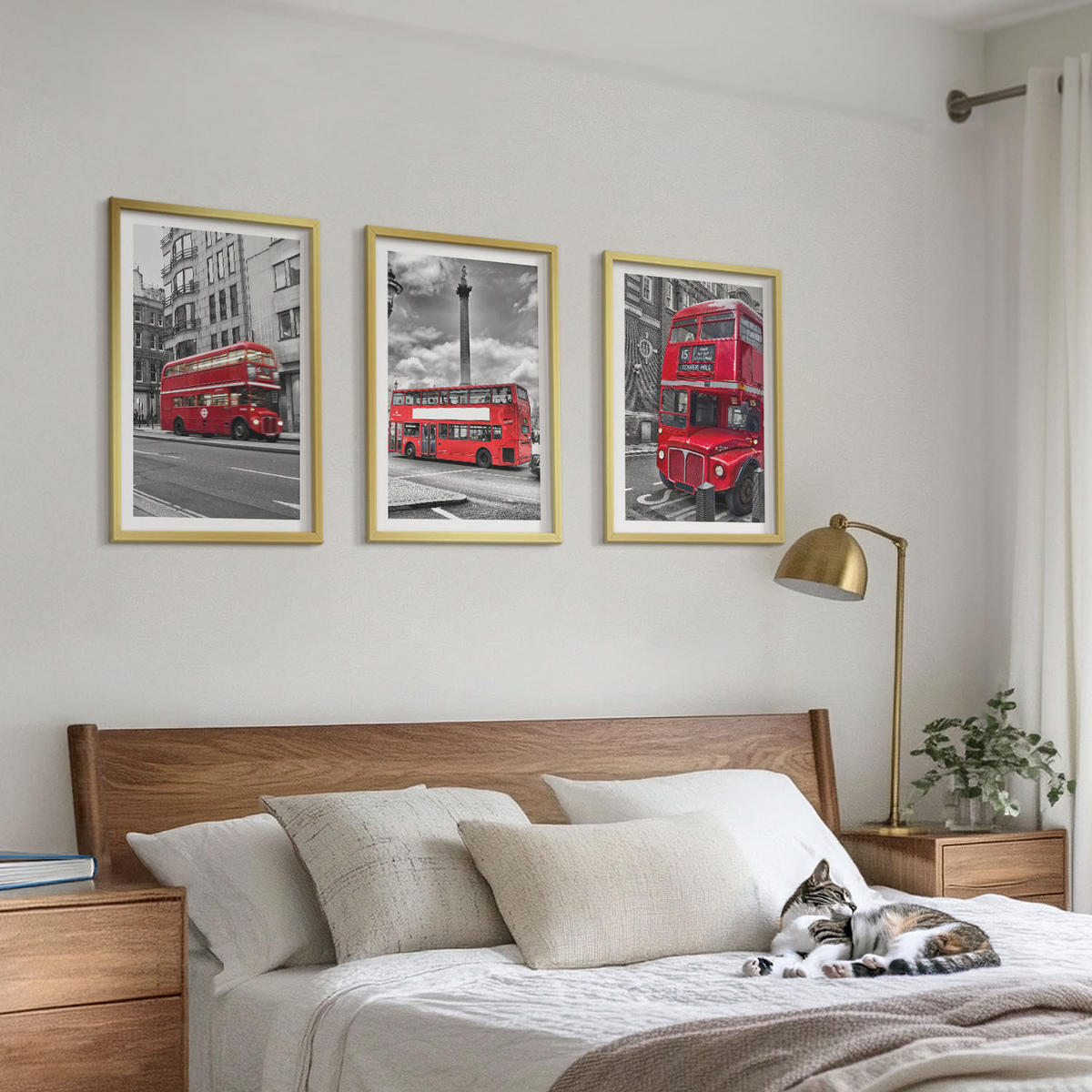 WANDBILDER 3er Set - 40x60 cm Goldrahmen - Rote Busse in London - Goldfarben, Kunststoff (40/60cm) - ArtPrintCave