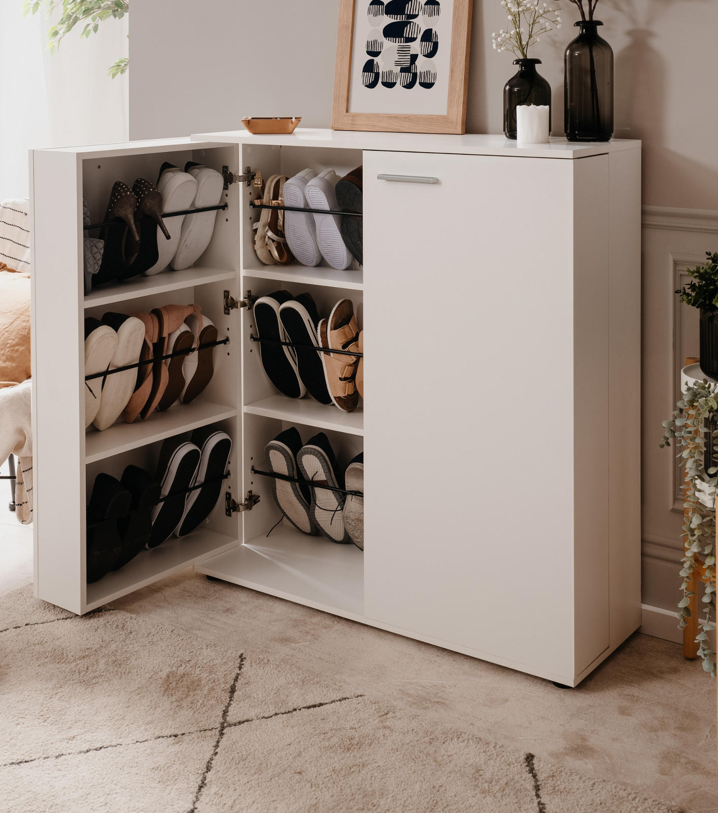 SCHUHSCHRANK weiß 100 cm, Schuhkommode aufklappbar für 24 Paar Schuhe - Silberfarben/Schwarz, Holzwerkstoff/Kunststoff (100/110/34cm) - Furn.Design