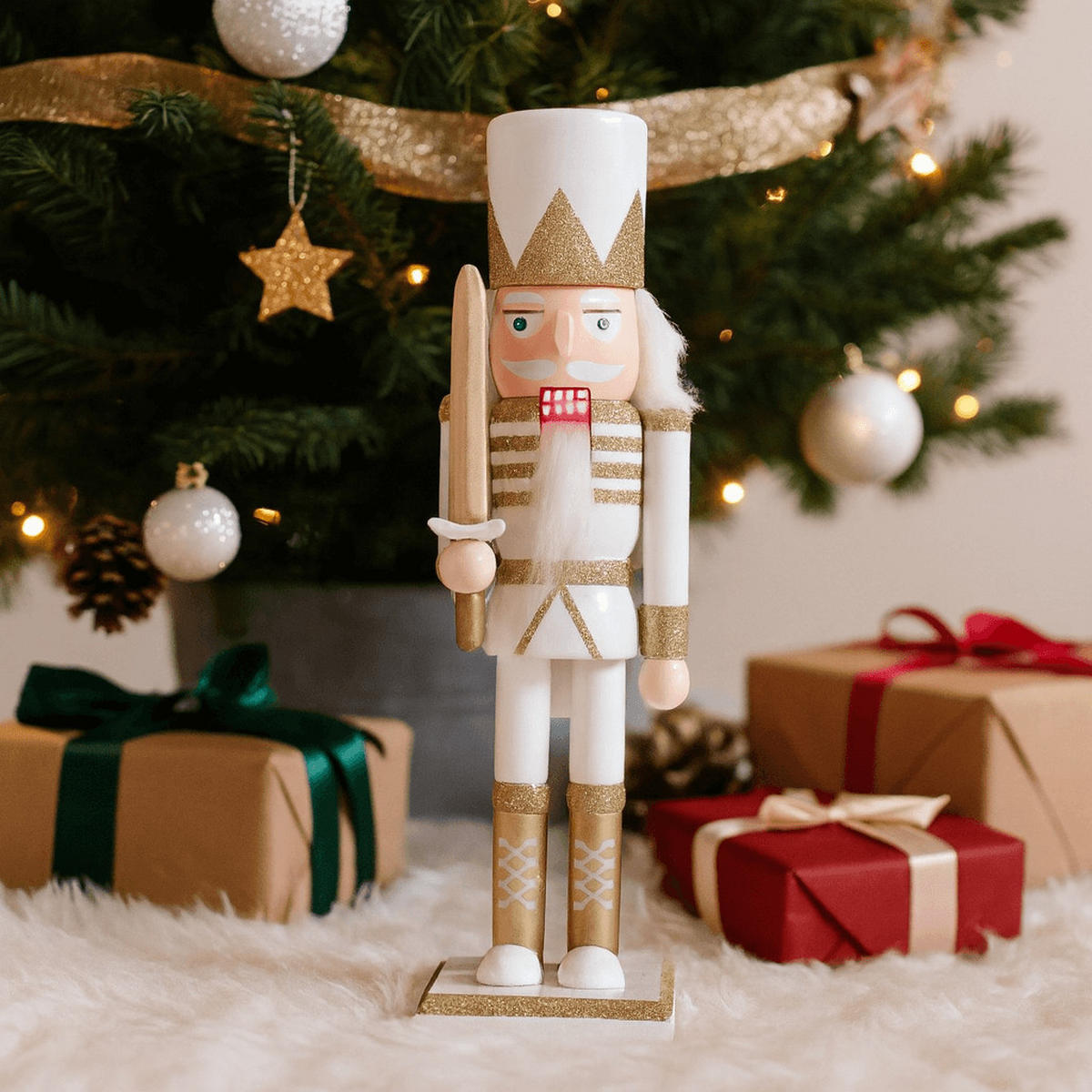 NUSSKNACKER Dekofigur 25 cm - Weiß, Holz (6.5/25/7.5cm) - Mobili Rebecca