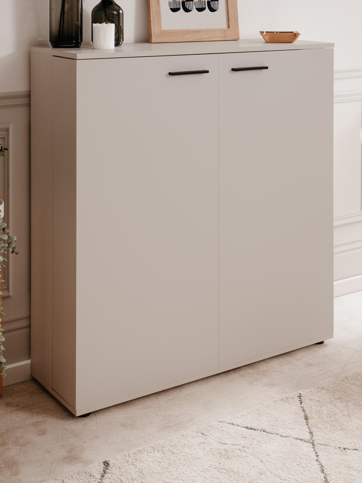SCHUHSCHRANK Samt 100 cm, Schuhkommode aufklappbar bis 24 Paar Schuhe - Beige/Schwarz, Holzwerkstoff/Kunststoff (100/110/34cm) - Furn.Design