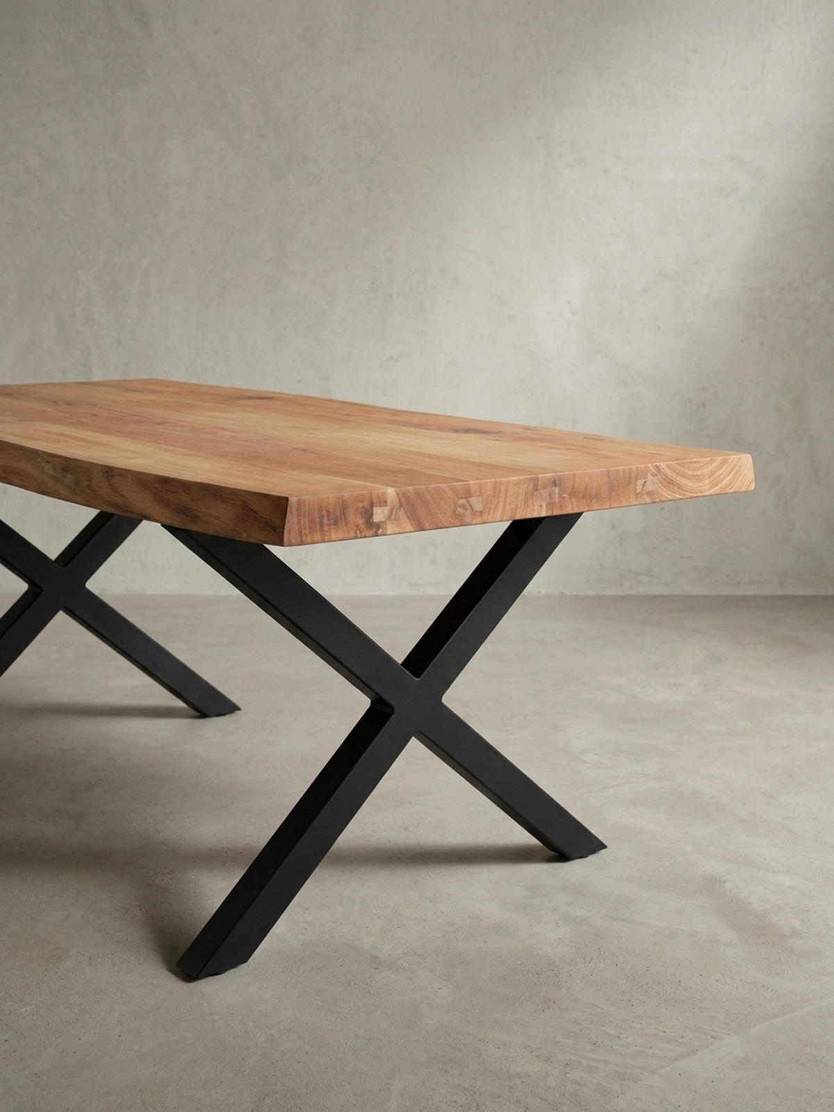 COUCHTISCH Braun Massivholz Akazie Baumkante 120x60x46cm, Metallbeine X-Form - Schwarz/Akaziefarben, Holz/Metall (60/120/46cm) - KADIMA DESIGN