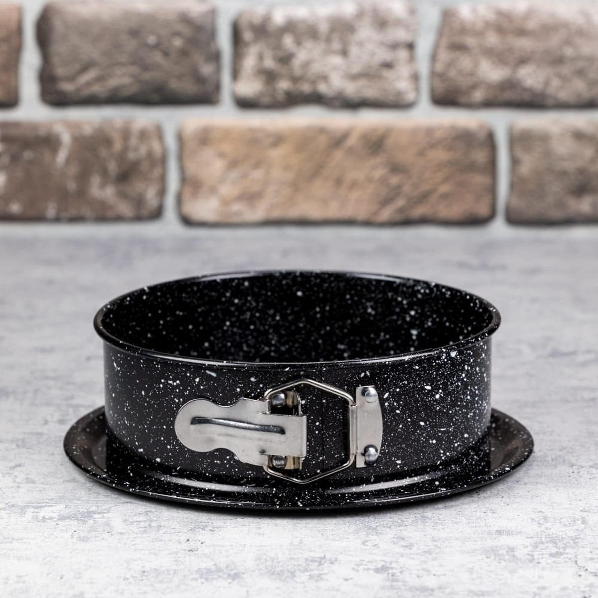 SPRINGFORM Schwarz 18/18/6.8 cm KH1781 - Schwarz, Metall (18/6.8/18cm) - Kinghoff 