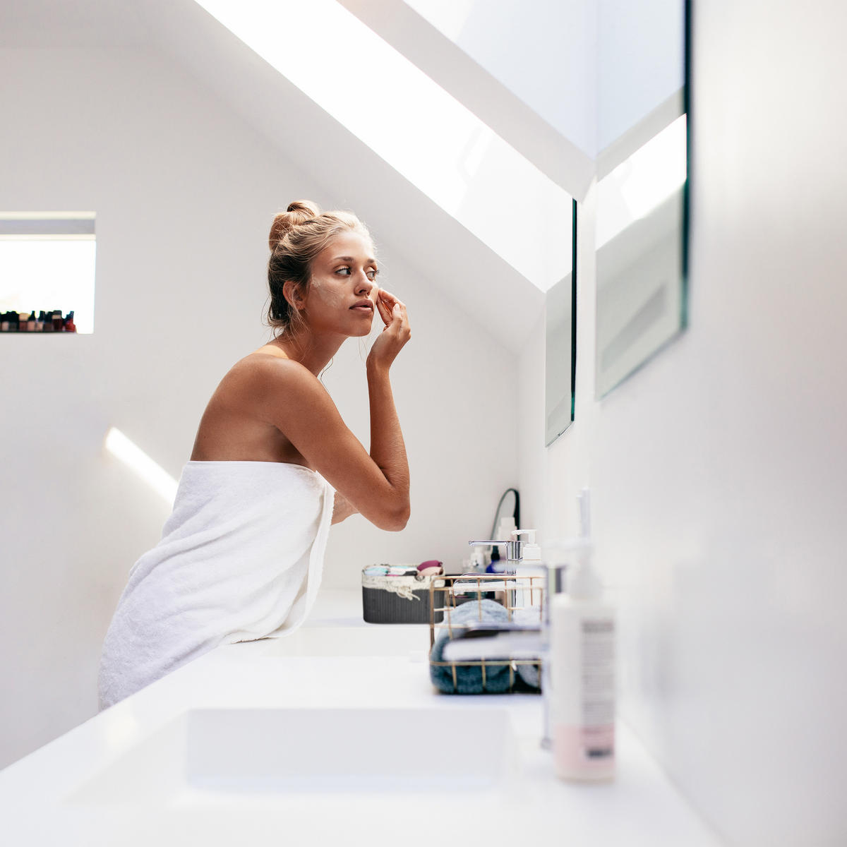 AUFBEWAHRUNGSKORB - Multicolor, Holz/Textil (31/20/31cm) - Relaxdays