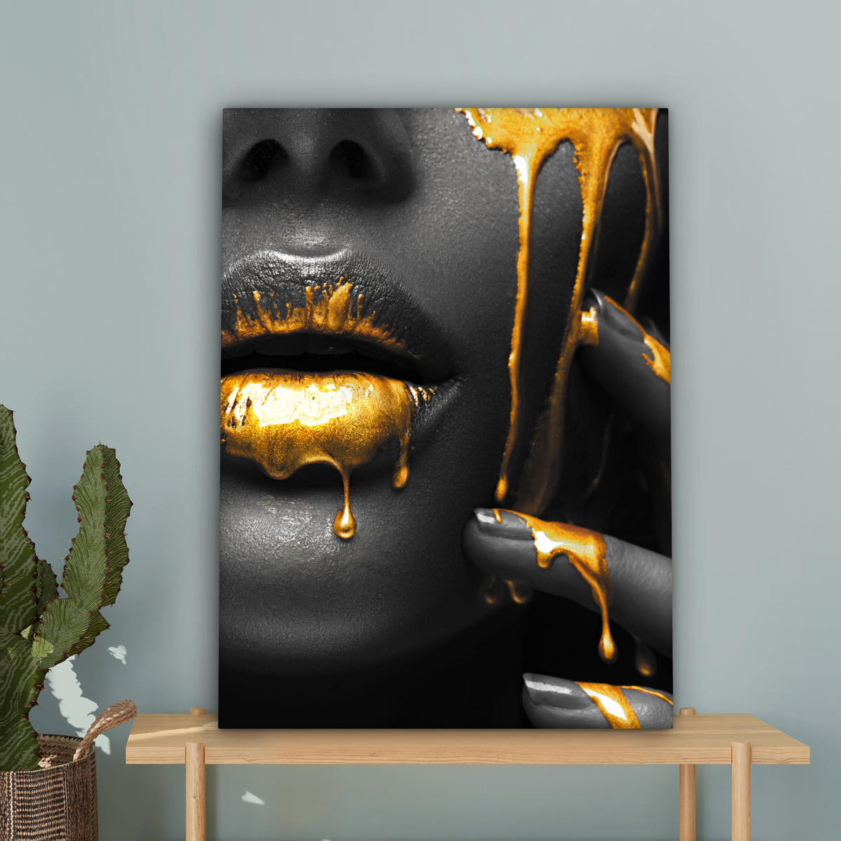 LEINWANDBILD Frau - Schwarz - Gold - Gesicht - Lippen Wandbild Wohnzimmer 60x80 cm - Goldfarben, Textil (60/80cm) - MuchoWow