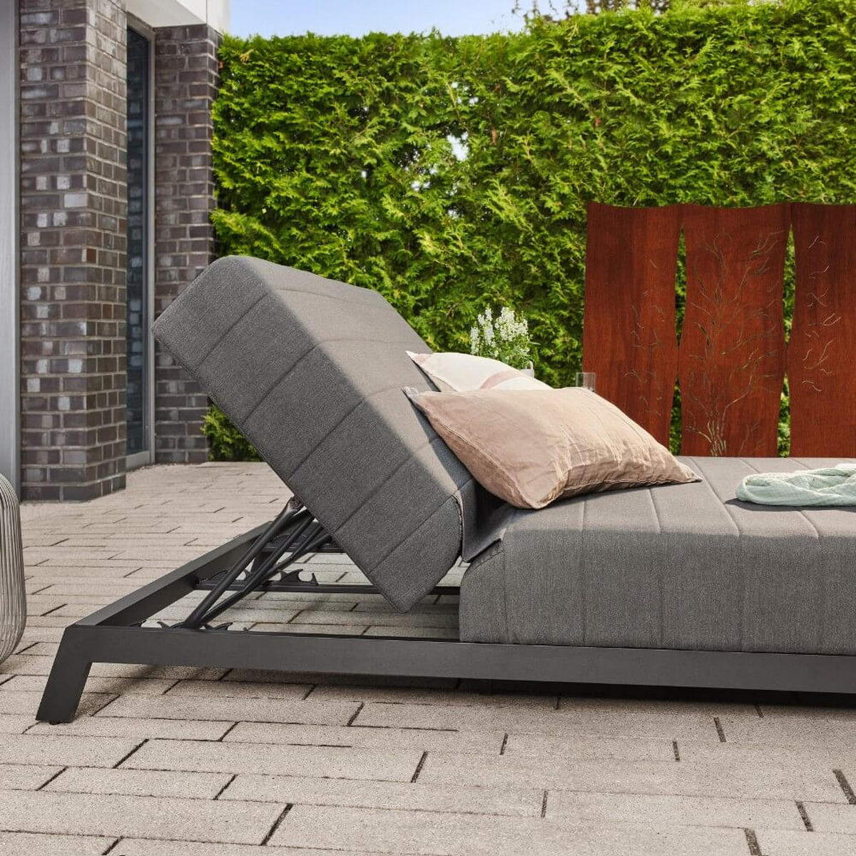 SONNENLIEGE VALENCIA - Grau, Keramik (144/38/203cm) - Home Deluxe