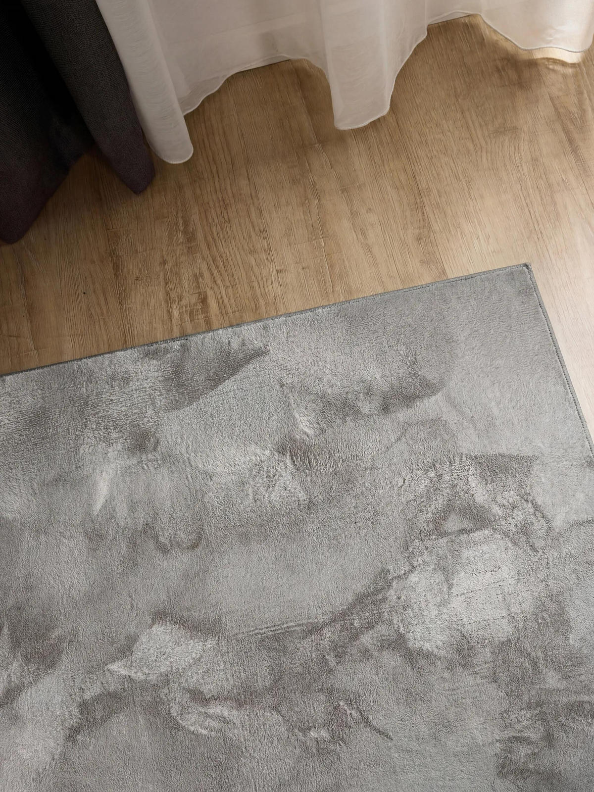 KUNSTFELLLÄUFER Furry Hellgrau 70/200 cm - Hellgrau, Kunststoff/Textil (70/200cm) - benuta
