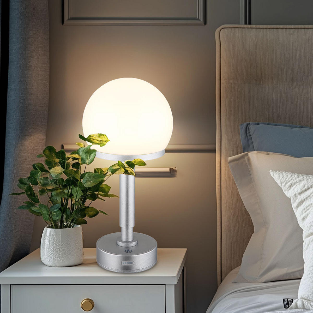 LED TISCHLEUCHTE Haku Silber Opal - Silberfarben, Kunststoff (14/14/29.5cm) - Globo Lighting