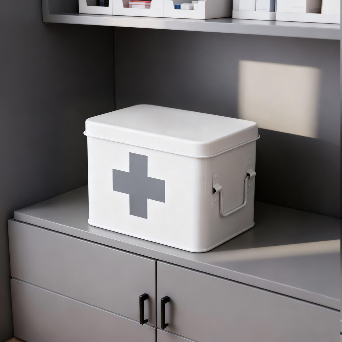 MEDIZINBOX Weiß Grau Metall 4 Fächer entnehmbarer Einsatz Größe M - Weiß, Metall (21/16/15.5cm) - Relaxdays